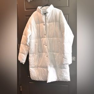 Fashion Nova Long Puffer Jacket White It’s too big for me! I never wear it!